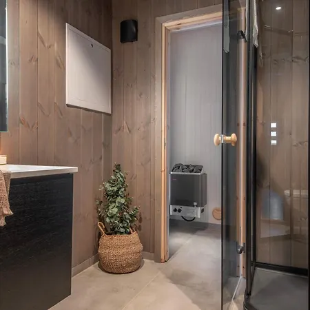 Apartment Exclusive In The Sunnmore Alps, Near Geiranger & Hjorundfjord Stranda (More og Romsdal)
